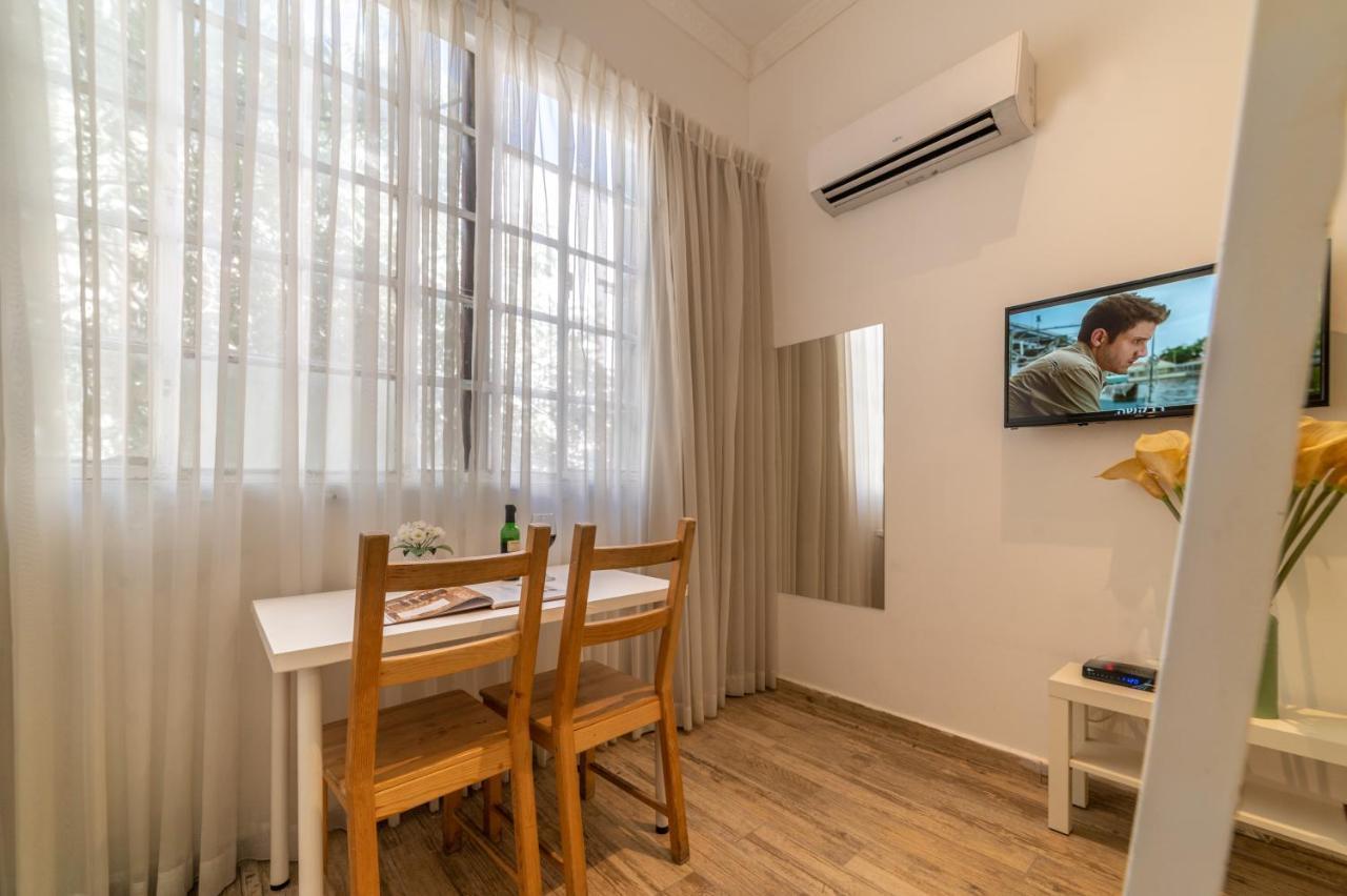 Paamonim Studios (Adults Only) Baitulmaqdis Luaran gambar